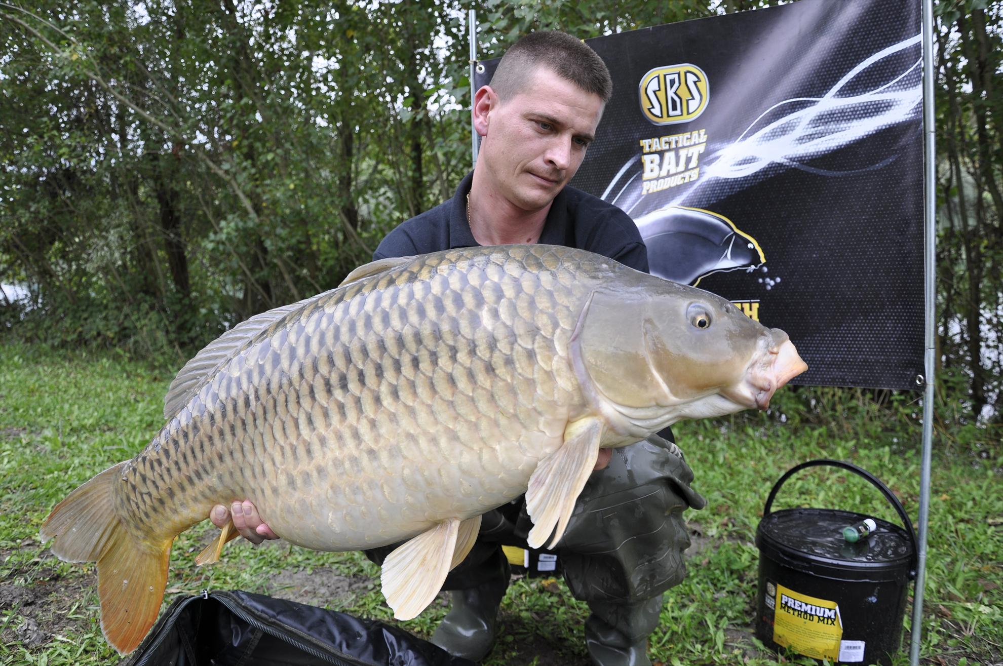 CARP FISHING...... - dsc0505.JPG